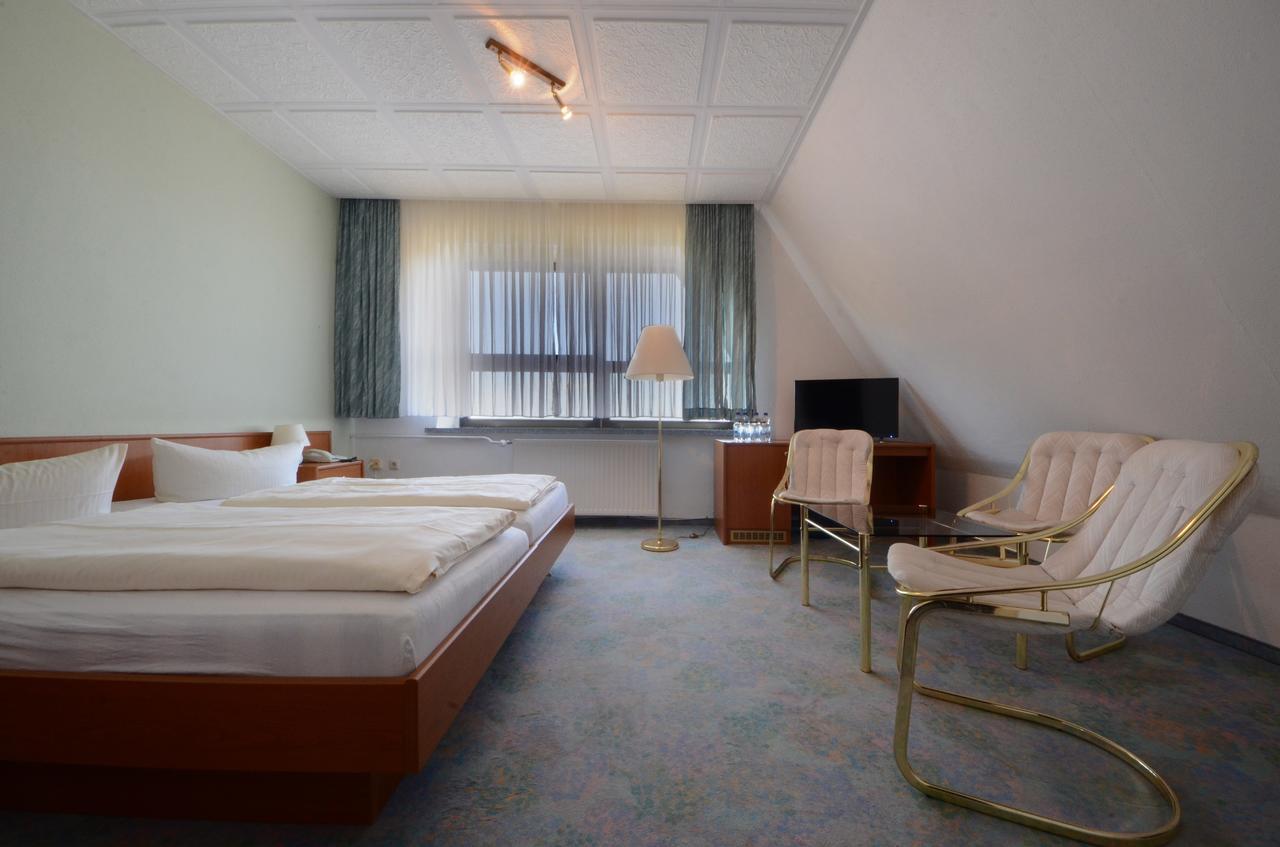 Land-Gut-Hotel Barbarossa Kelbra Buitenkant foto