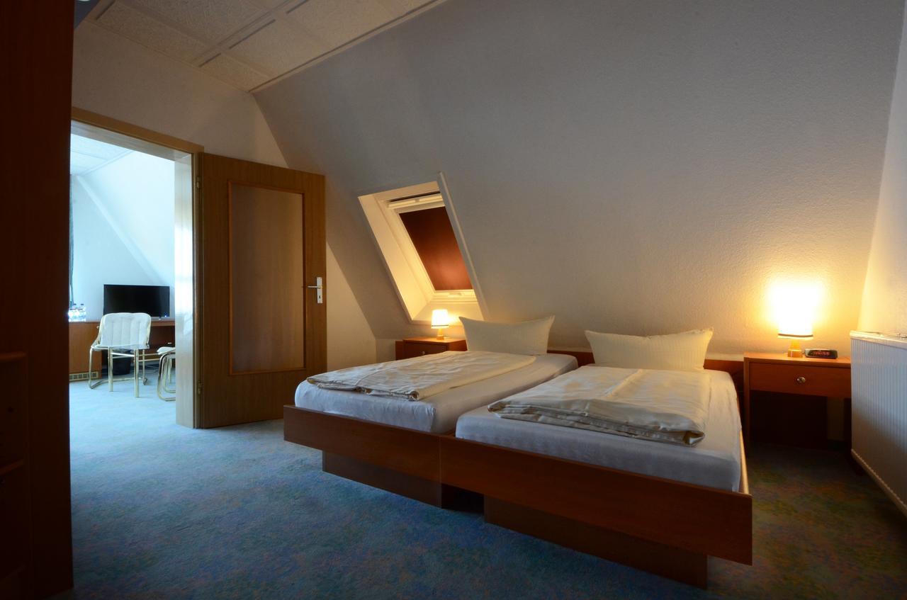 Land-Gut-Hotel Barbarossa Kelbra Buitenkant foto