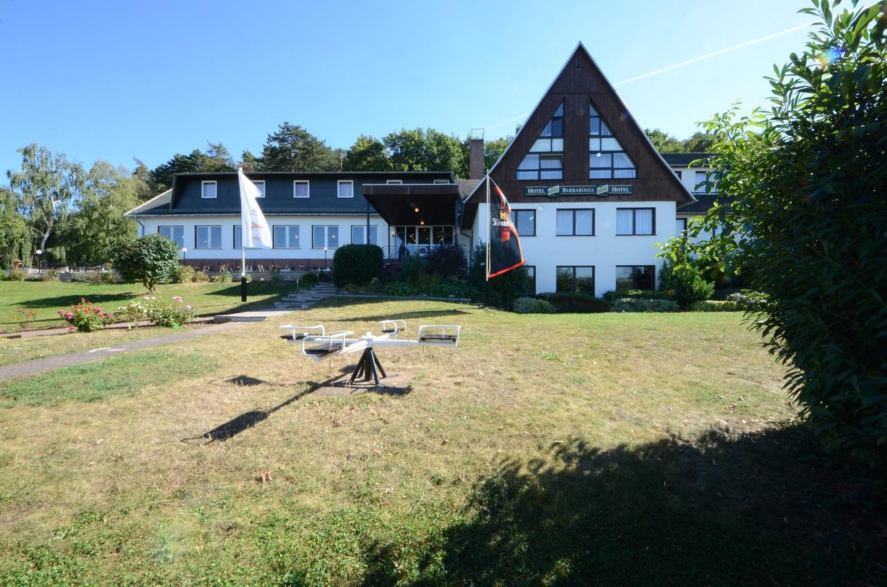 Land-Gut-Hotel Barbarossa Kelbra Buitenkant foto